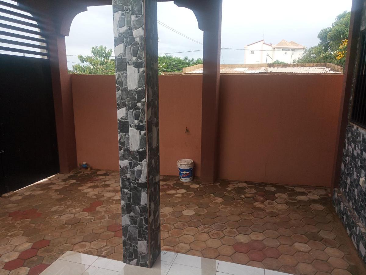 Residence Lynda Prestige Ouagadougou Kamer foto
